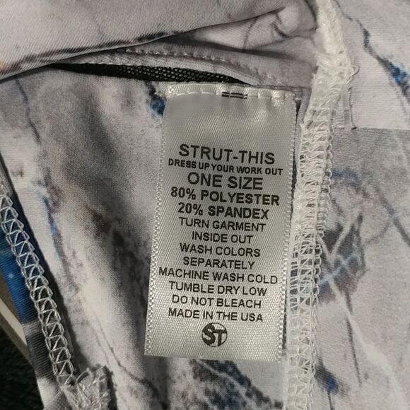 Strut This Bundle - Picture 8 of 8